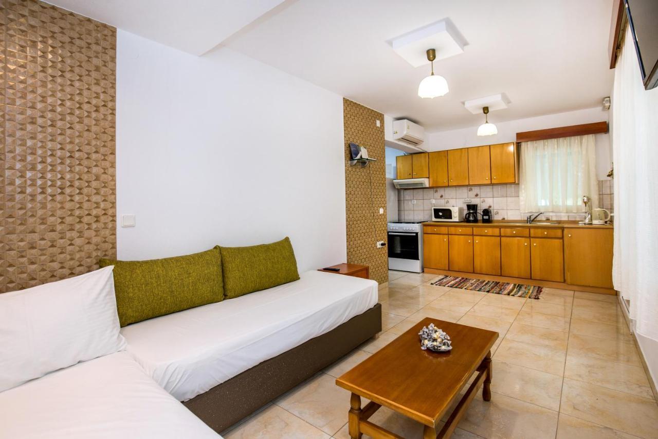 Kiriakos Holiday Home Астрис Екстериор снимка